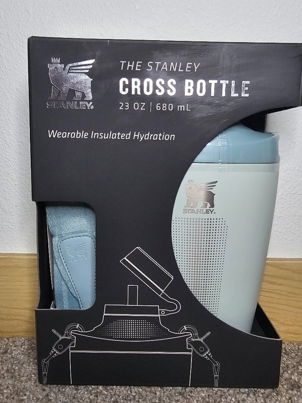 Stanley crossbody waterbottle
